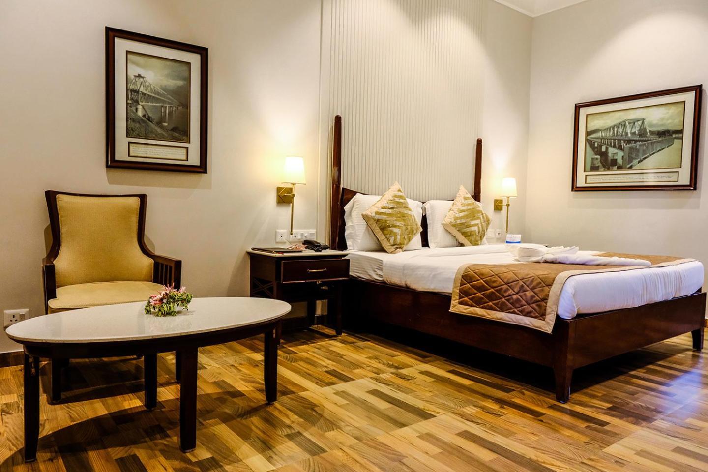 Chanakya Bnr Hotel Пури Экстерьер фото